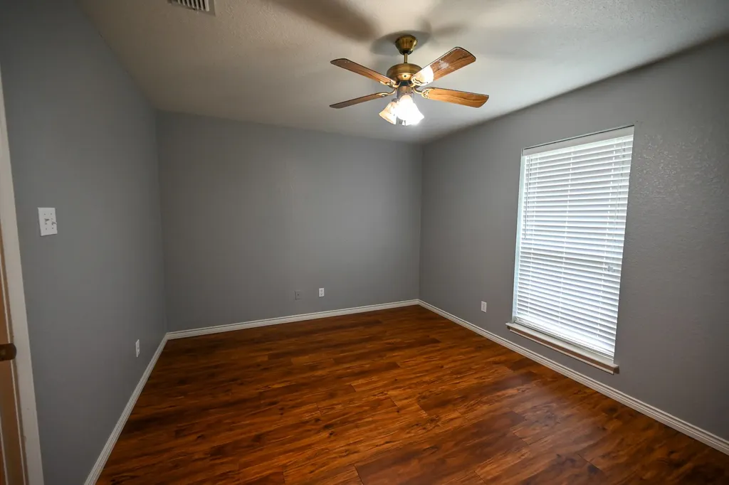 2951 N Trinity Street Decatur TX 76234