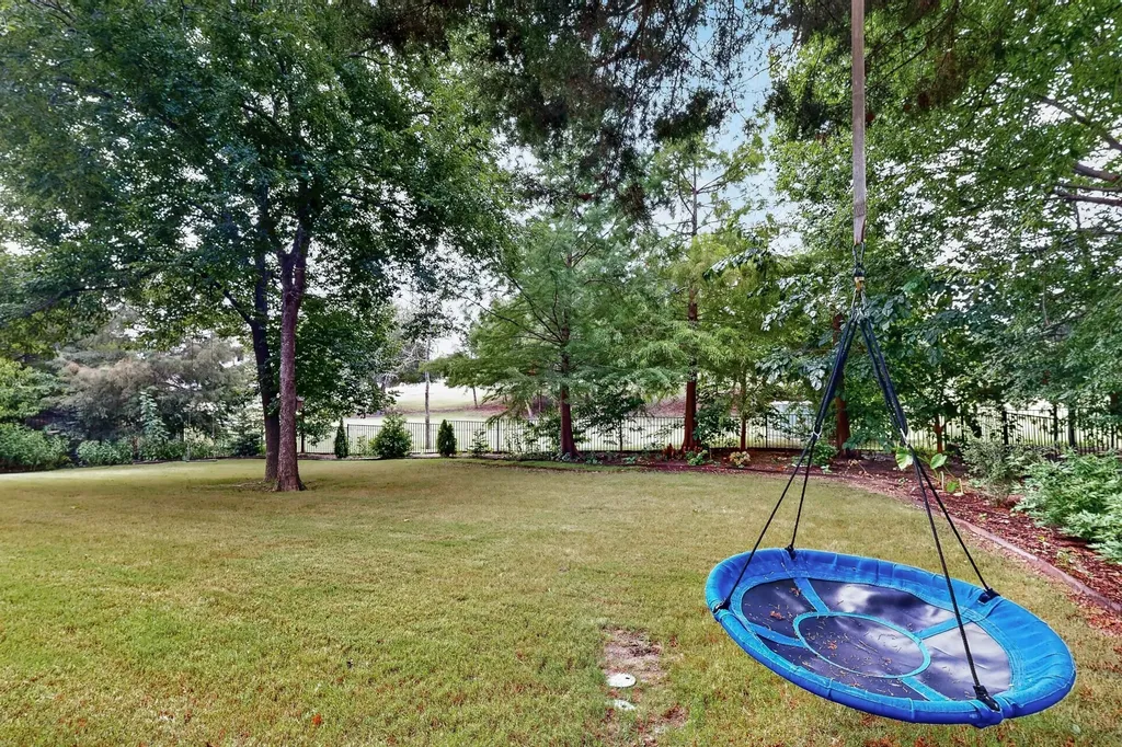 141 Mallard Crossing Heath TX 75032