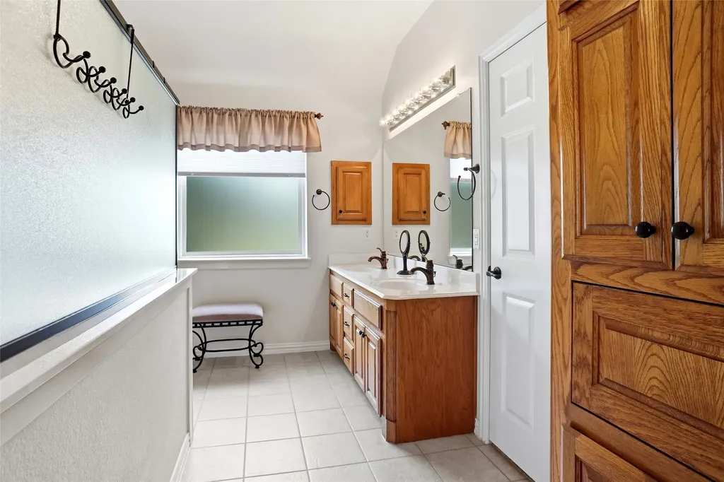 114 Bolivar Drive Weatherford TX 76085