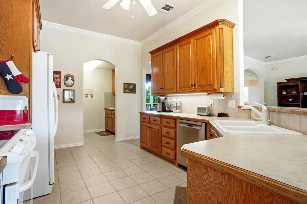 114 Bolivar Drive Weatherford TX 76085
