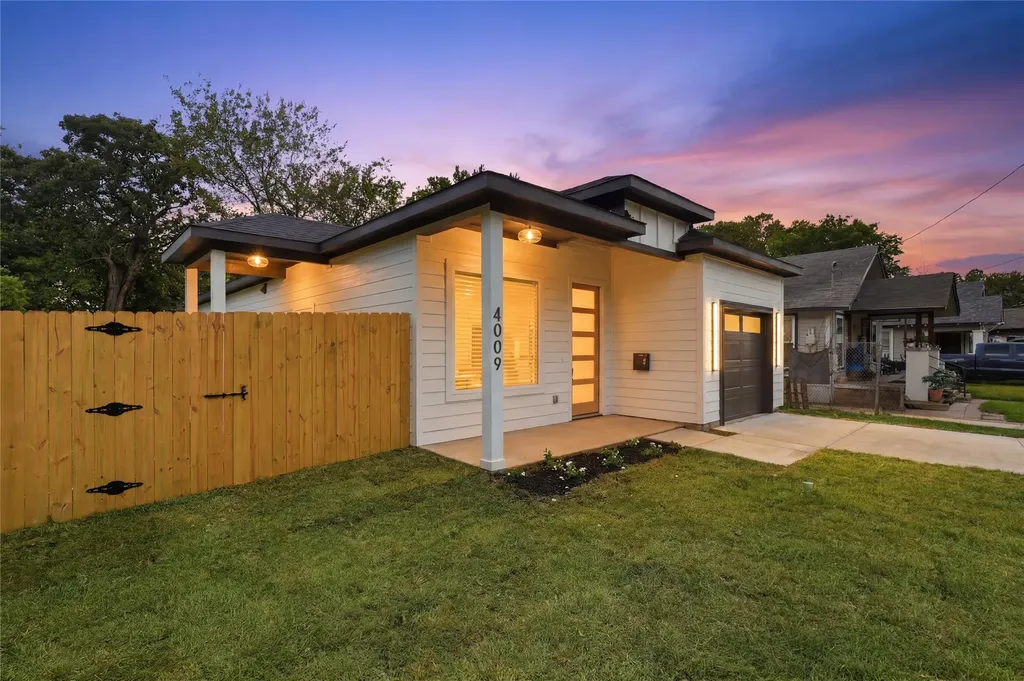 4009 Spence Street Dallas TX 75215