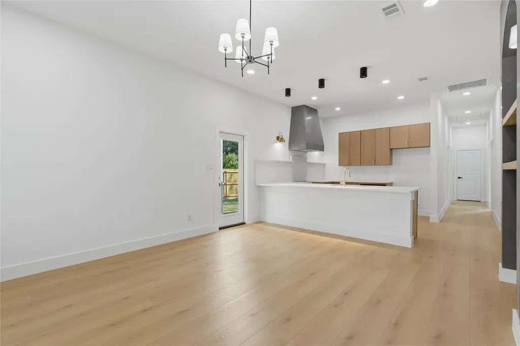 4009 Spence Street Dallas TX 75215