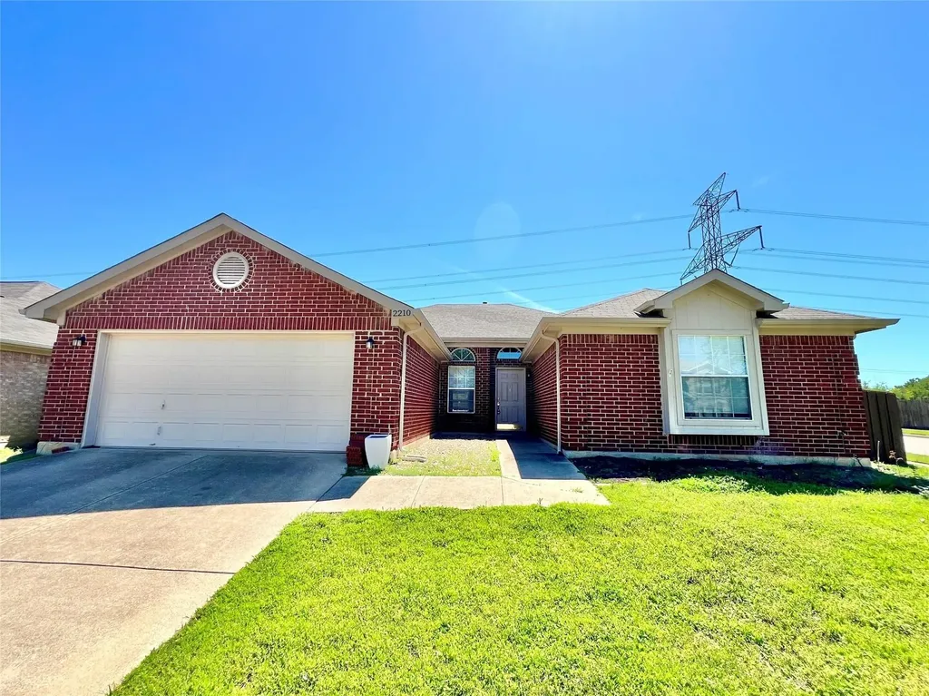 2210 Green Mere Drive Arlington TX 76001