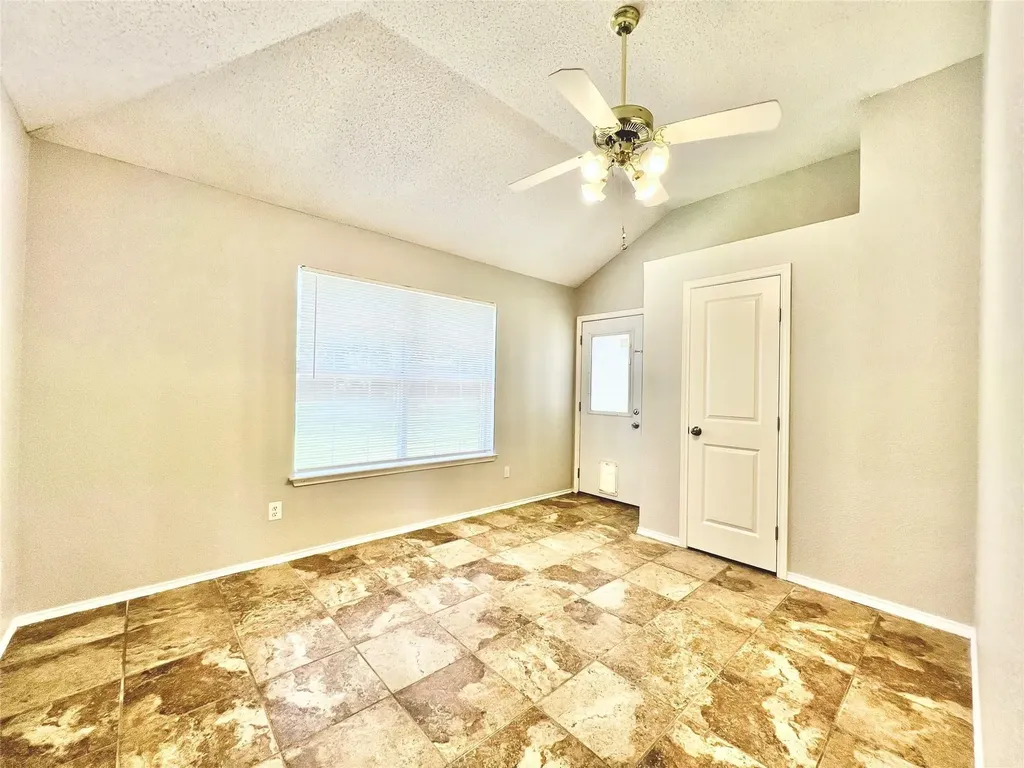 2210 Green Mere Drive Arlington TX 76001