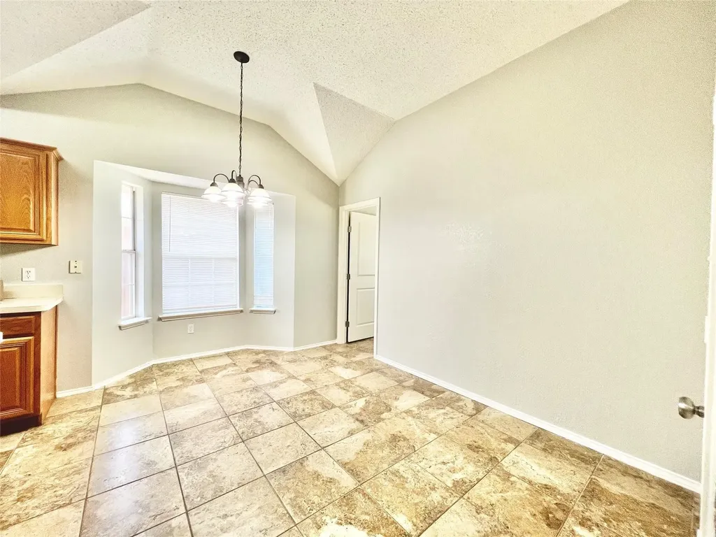 2210 Green Mere Drive Arlington TX 76001