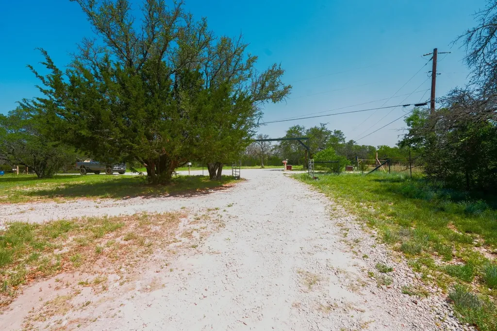 710 Whispering Oaks Lane Early TX 76802