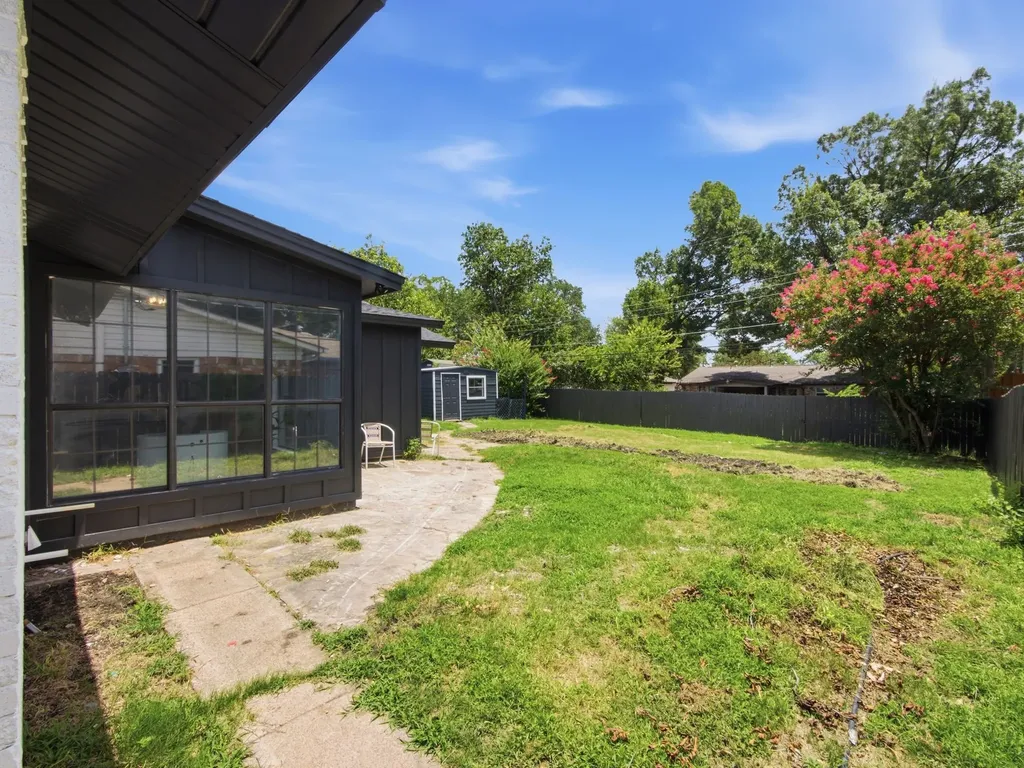 11348 Carissa Drive Dallas TX 75218