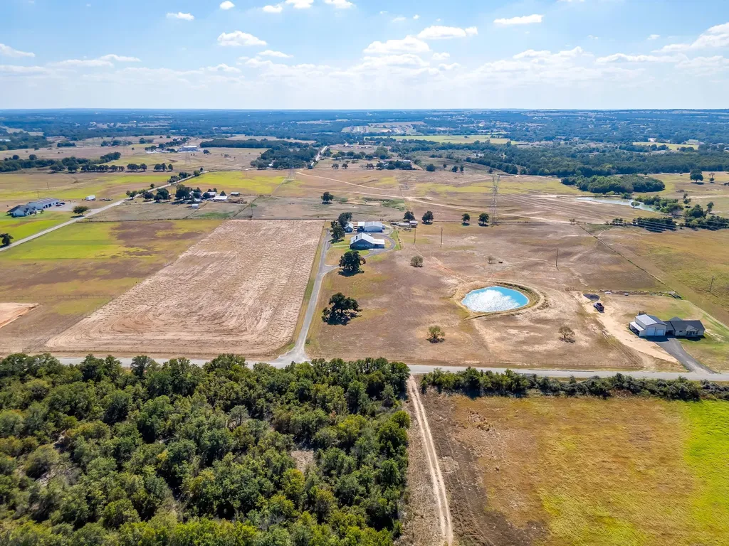 207 Trails End Poolville TX 76487