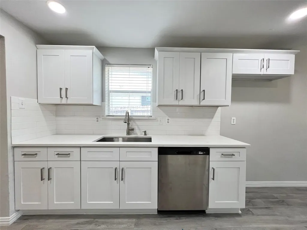 1006 Mccallum Drive Garland TX 75042