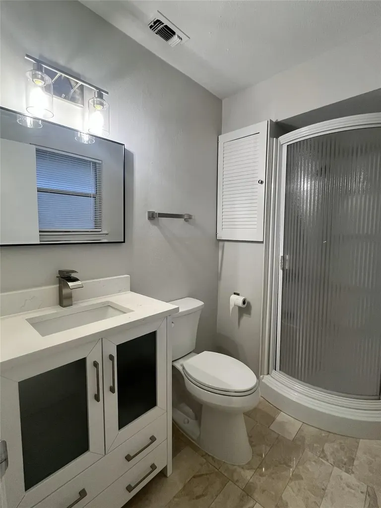 1006 Mccallum Drive Garland TX 75042