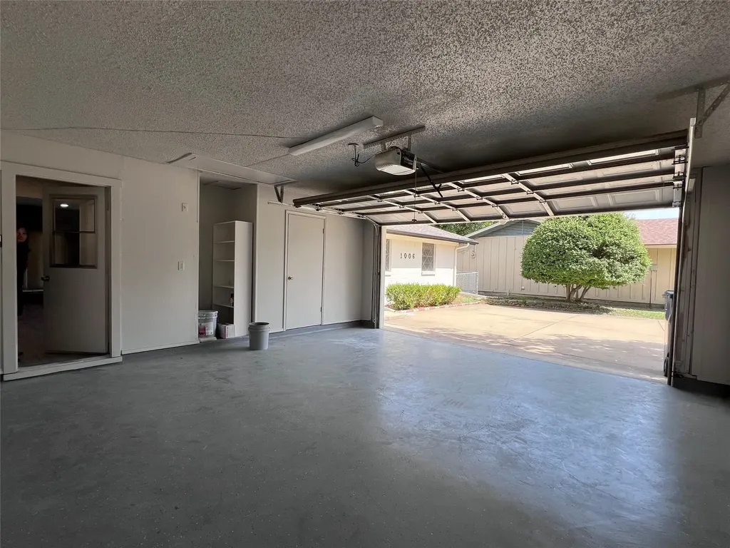 1006 Mccallum Drive Garland TX 75042