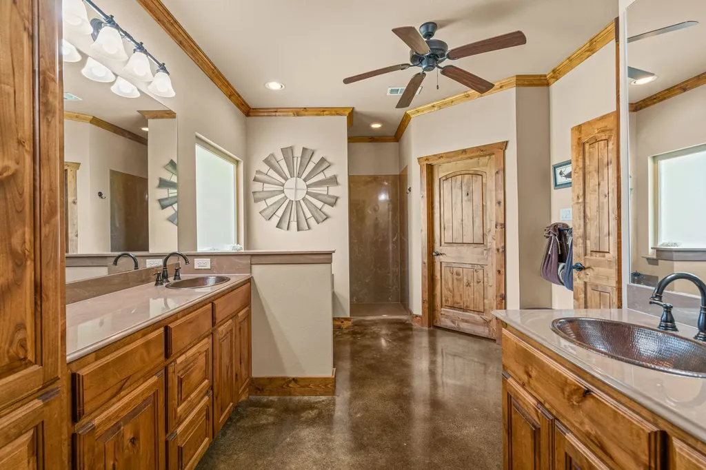 6231 Michael Road Sanger TX 76266