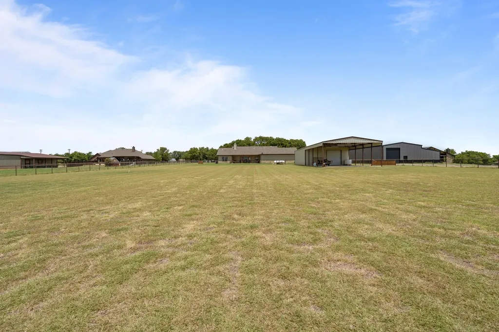 6231 Michael Road Sanger TX 76266