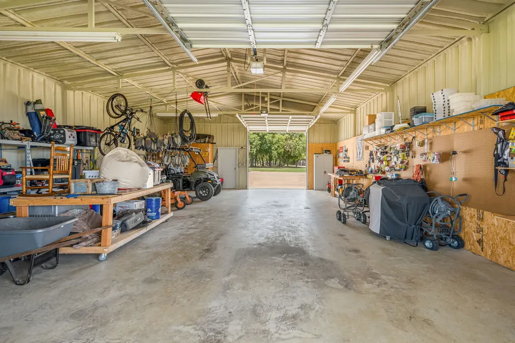 6231 Michael Road Sanger TX 76266