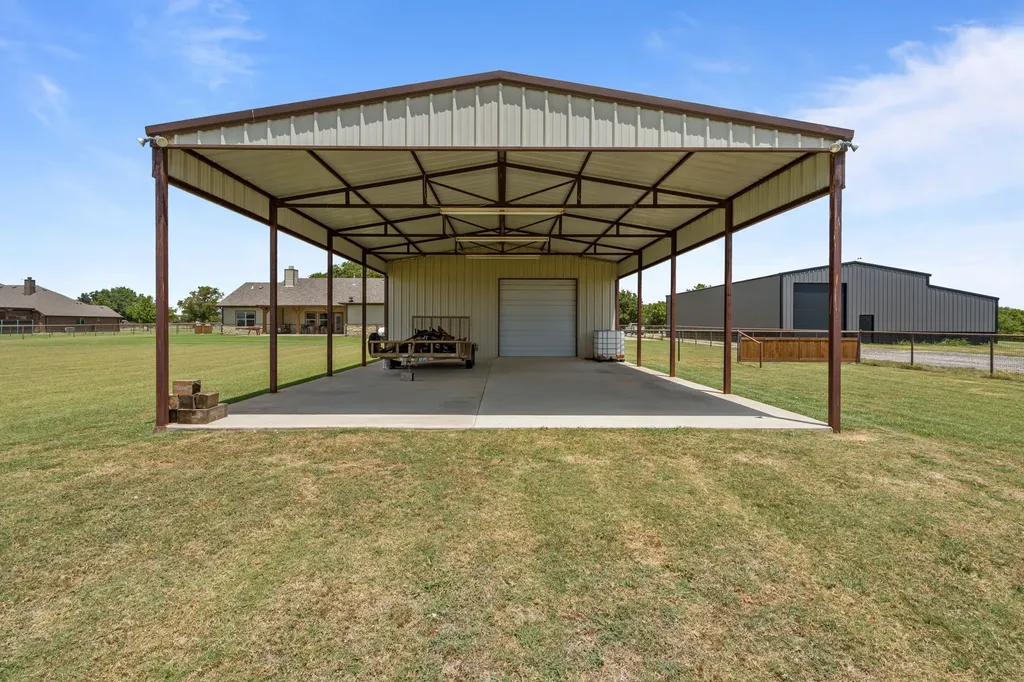 6231 Michael Road Sanger TX 76266
