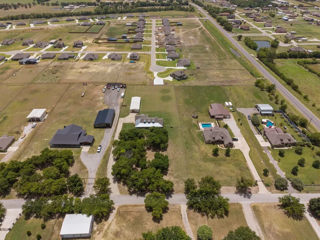 6231 Michael Road Sanger TX 76266