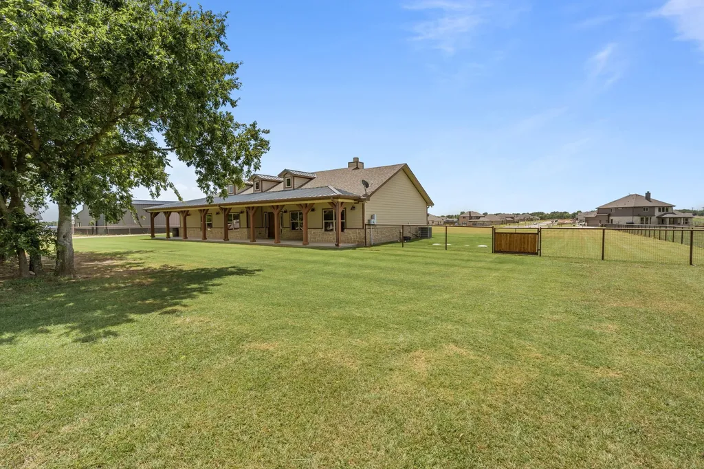 6231 Michael Road Sanger TX 76266