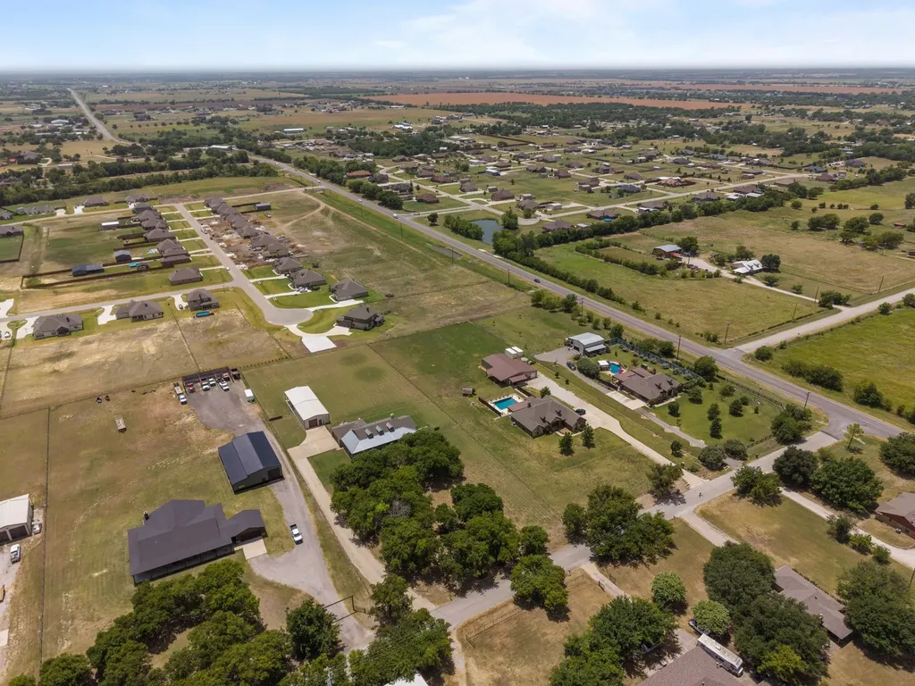 6231 Michael Road Sanger TX 76266
