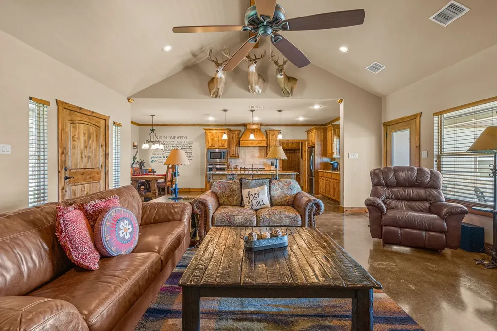 6231 Michael Road Sanger TX 76266