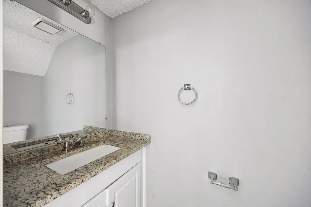 2244 Aspen Drive Dallas TX 75227