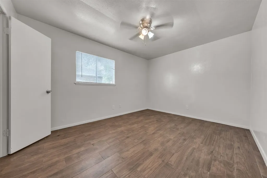 6705 Greenfield Drive Arlington TX 76016