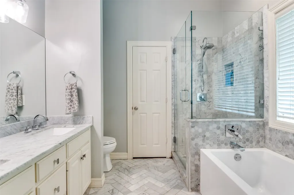 325 Valiant Drive Rockwall TX 75032