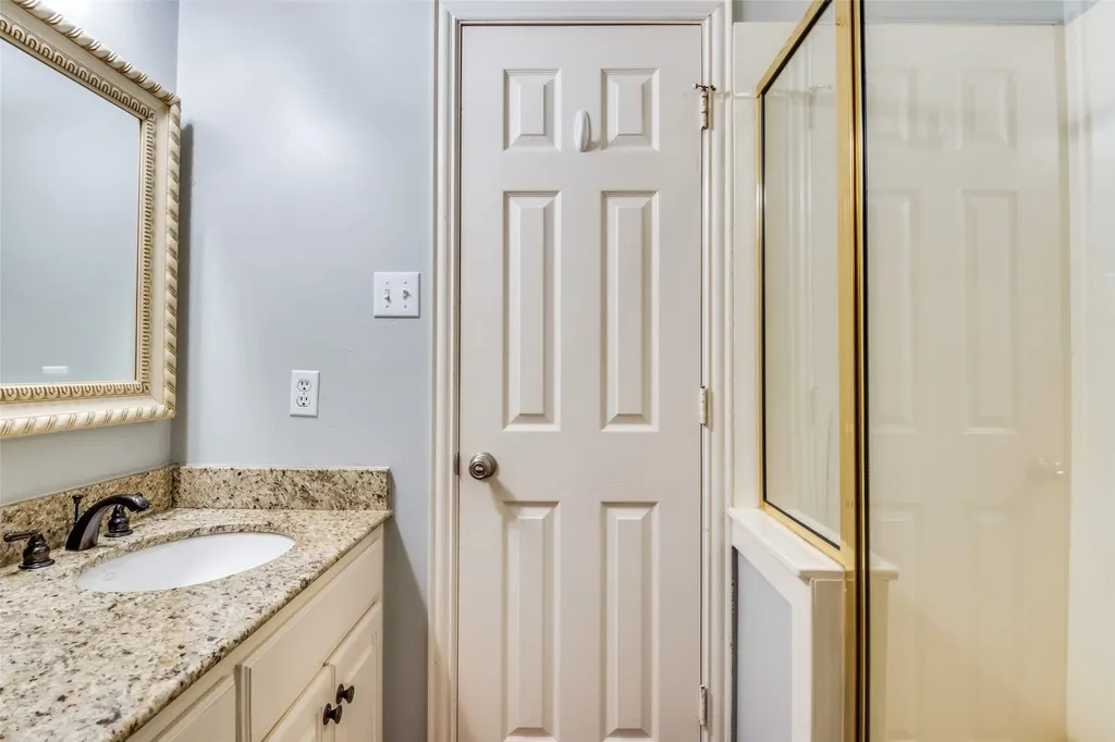 325 Valiant Drive Rockwall TX 75032