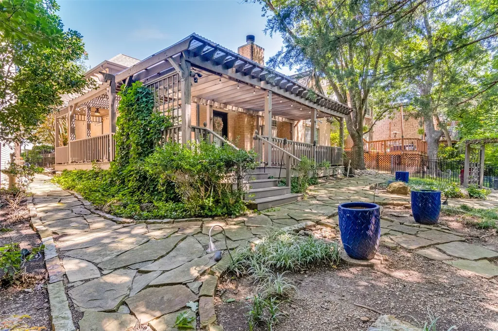 325 Valiant Drive Rockwall TX 75032