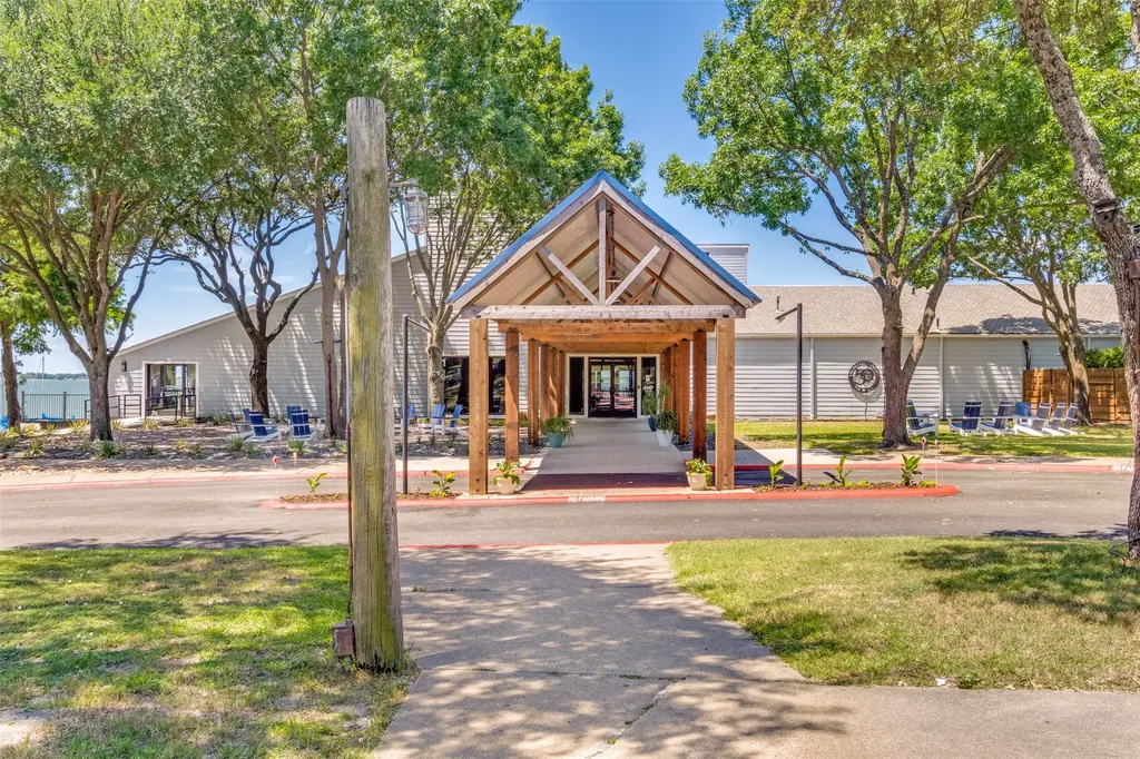 325 Valiant Drive Rockwall TX 75032