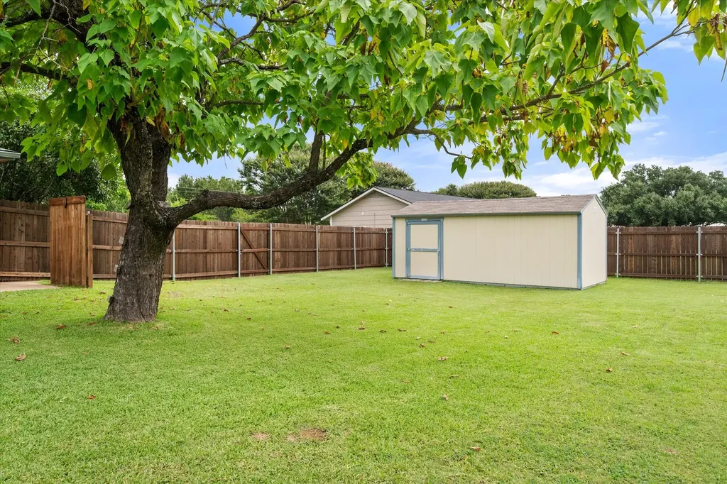 1209 Hidden Hills Drive Corsicana TX 75110