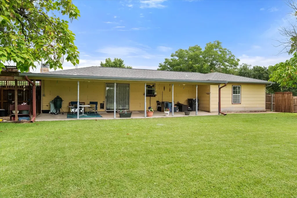 1209 Hidden Hills Drive Corsicana TX 75110