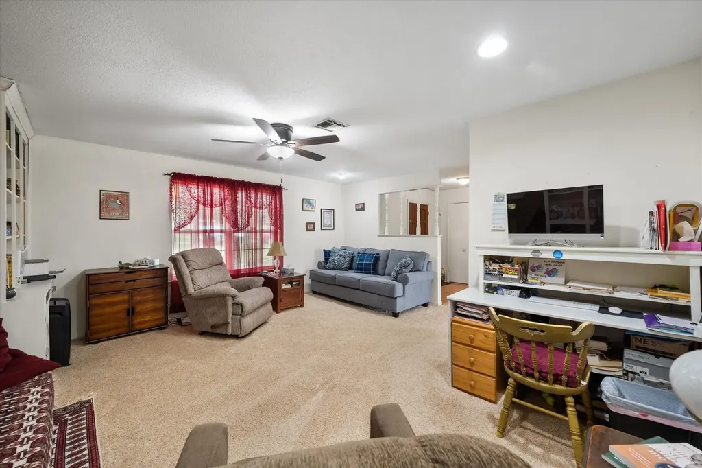 1209 Hidden Hills Drive Corsicana TX 75110