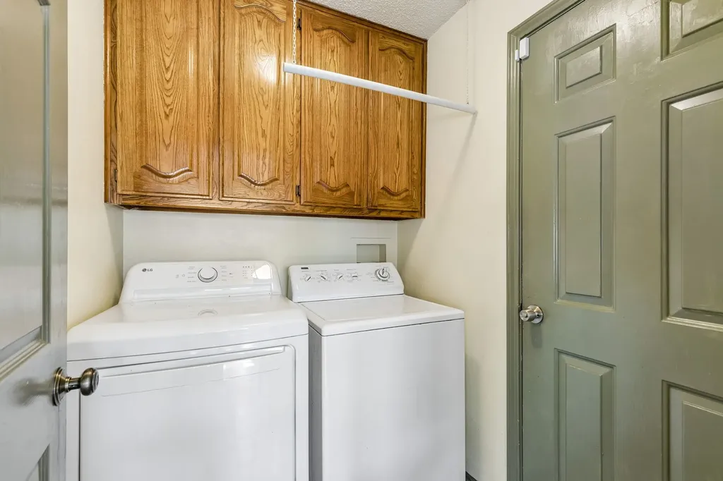 903 Wyndham Place Arlington TX 76017