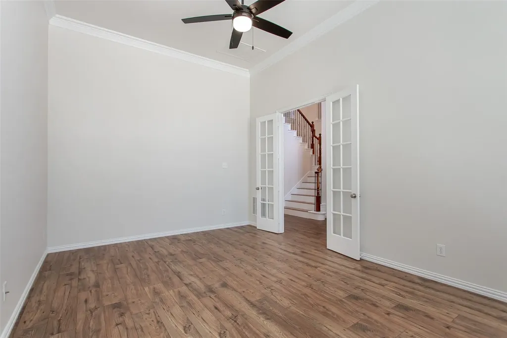 900 Fannin Drive Lantana TX 76226