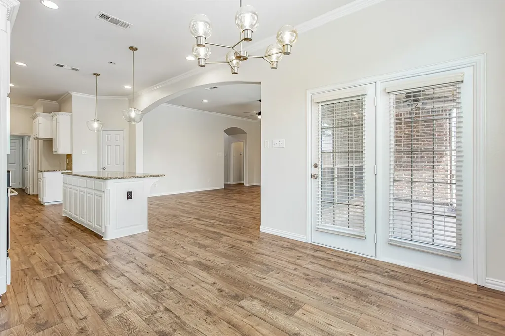 900 Fannin Drive Lantana TX 76226