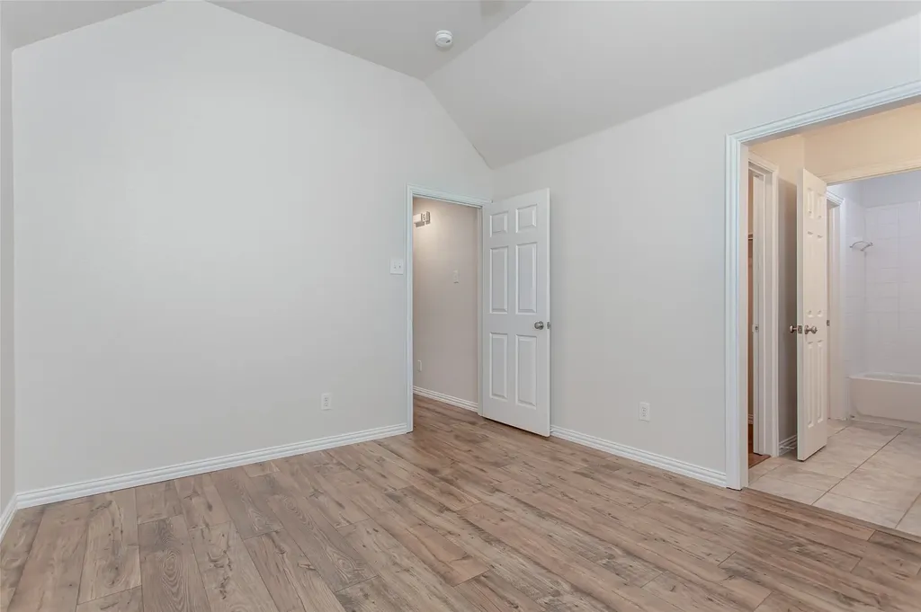 900 Fannin Drive Lantana TX 76226