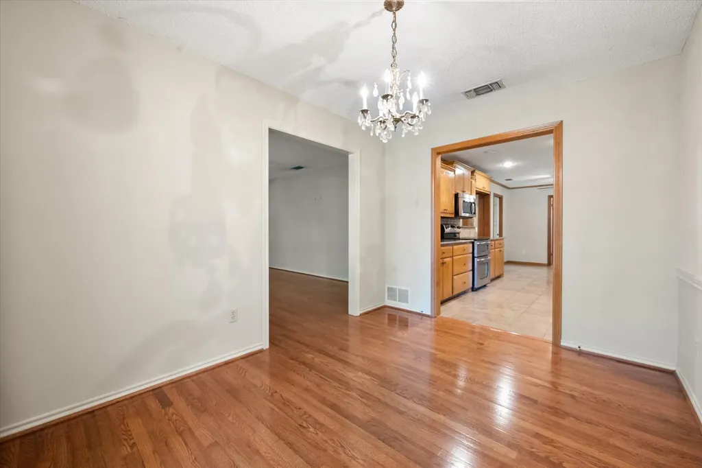 1104 Arlena Drive Arlington TX 76012