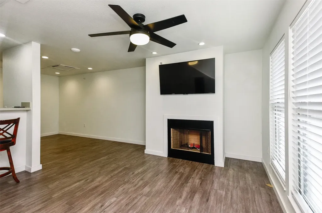 3022 Forest Lane Dallas TX 75234