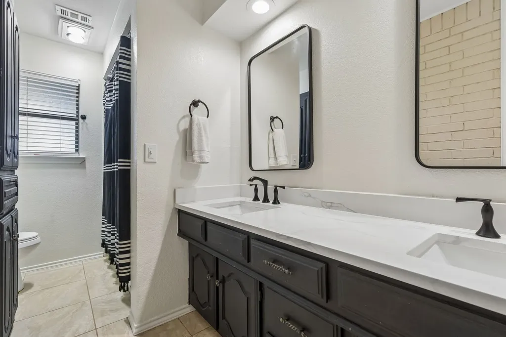 2133 Hunters Ridge Carrollton TX 75006