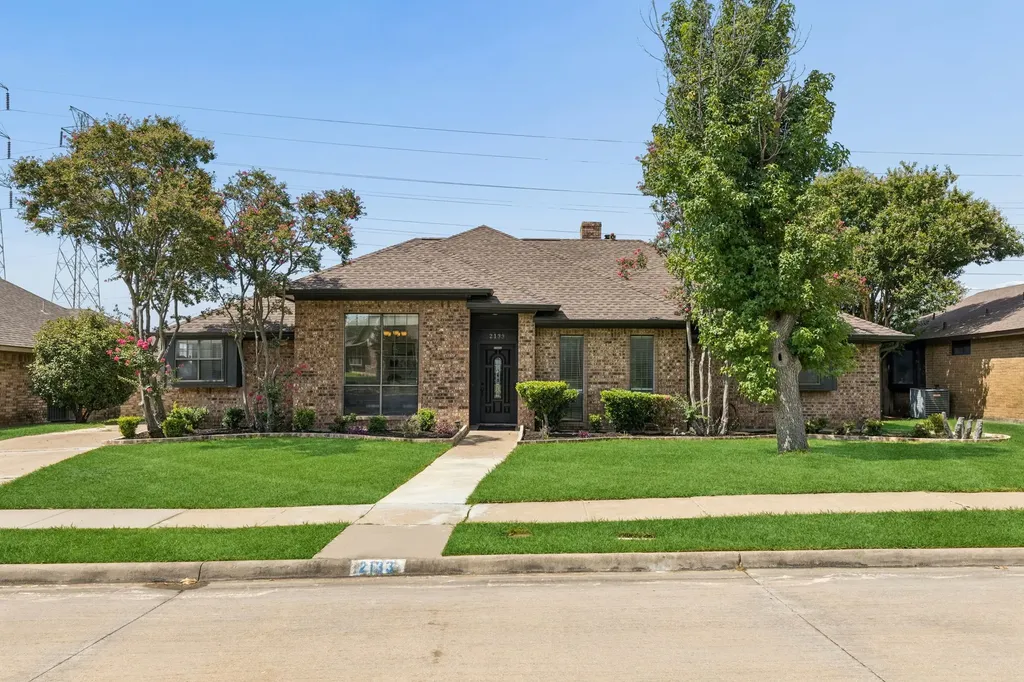 2133 Hunters Ridge Carrollton TX 75006