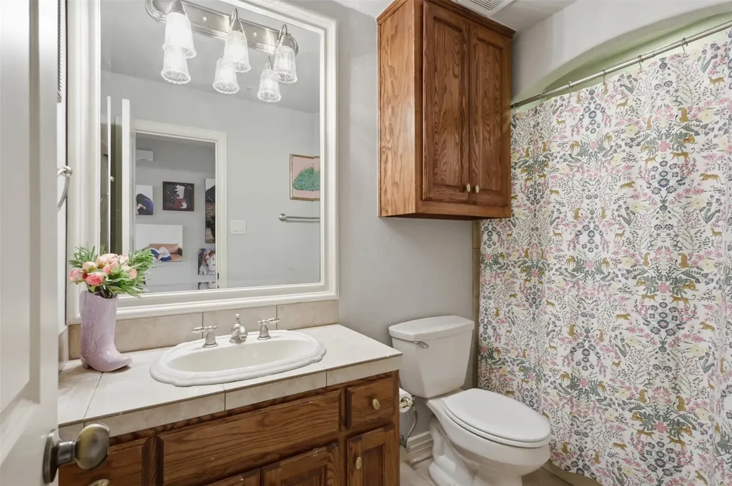 600 Hickory Court Hurst TX 76054