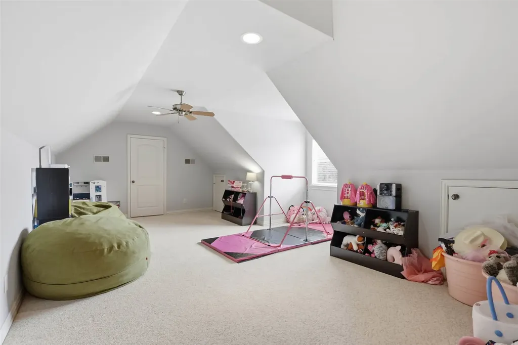600 Hickory Court Hurst TX 76054
