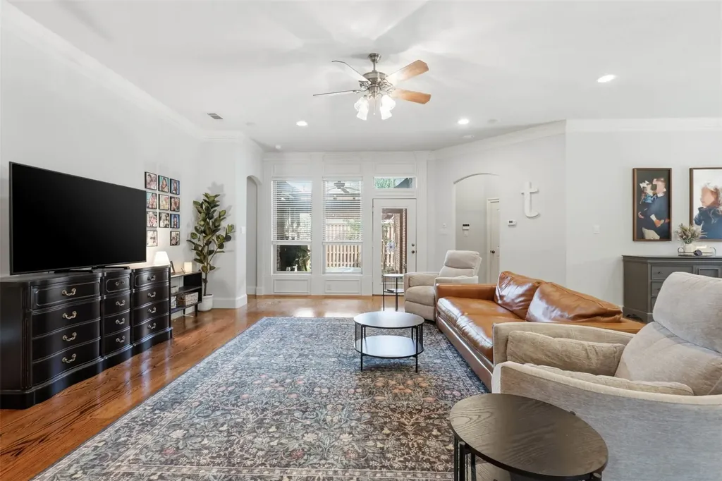 600 Hickory Court Hurst TX 76054