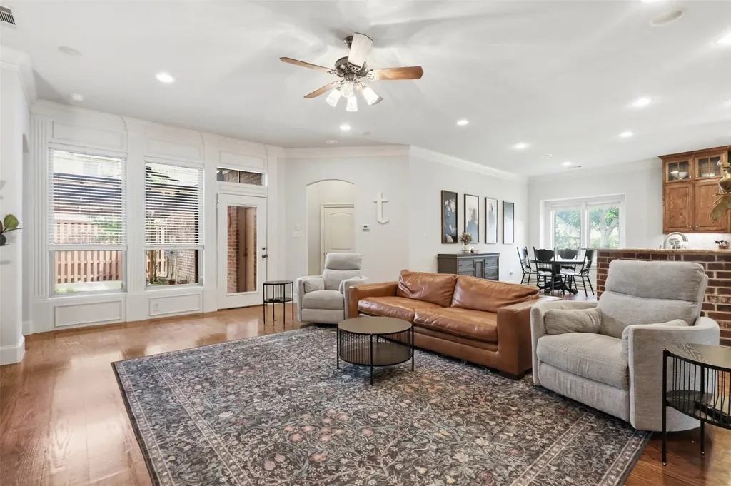 600 Hickory Court Hurst TX 76054