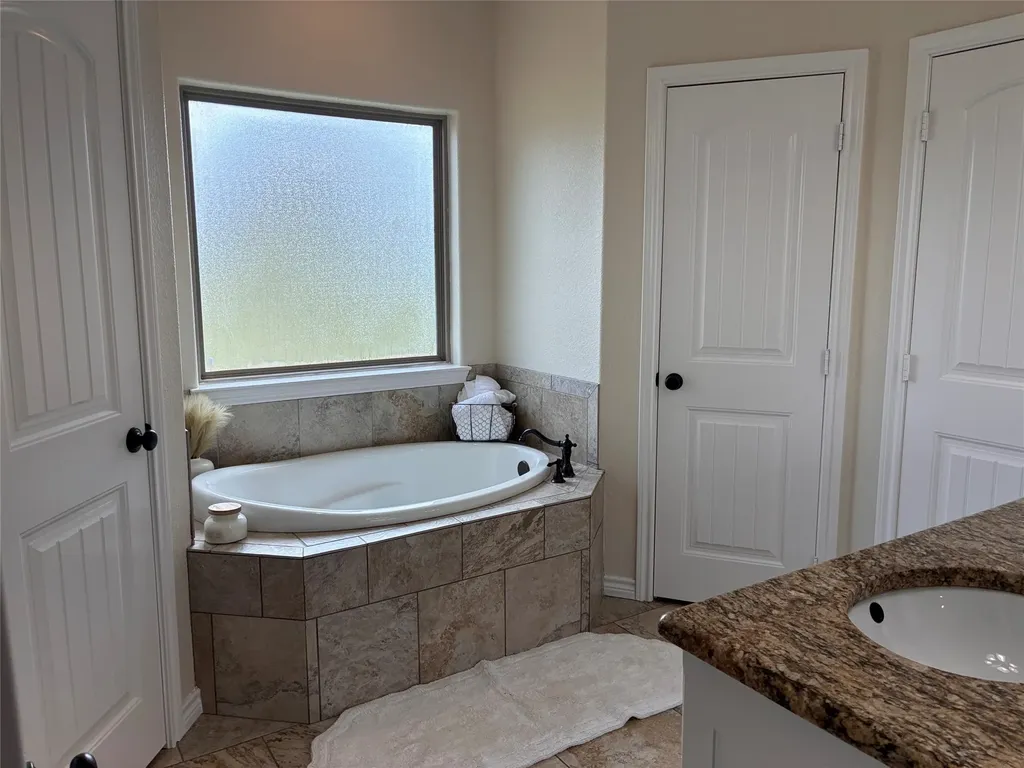 6 Starview Drive Star Harbor TX 75148