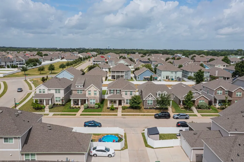 6009 Driscoll Lane Providence Village TX 76227