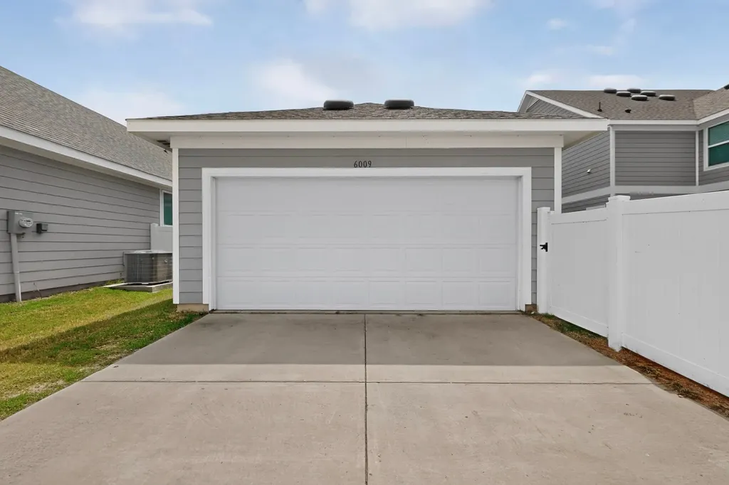 6009 Driscoll Lane Providence Village TX 76227
