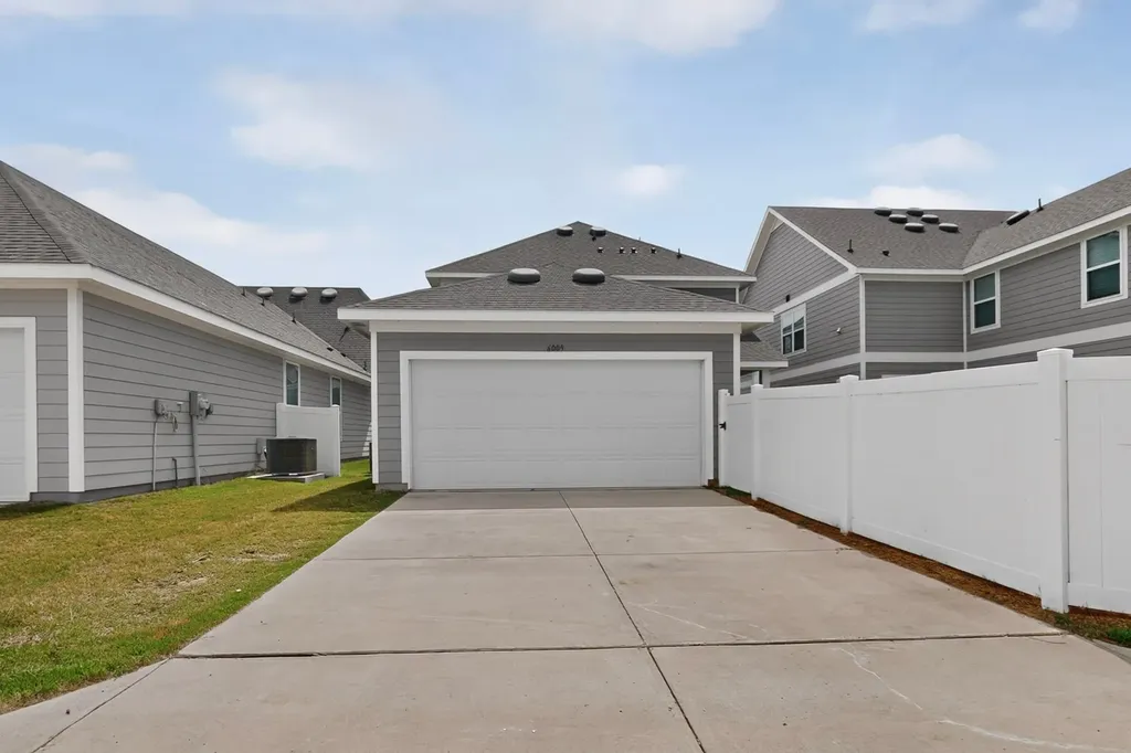 6009 Driscoll Lane Providence Village TX 76227