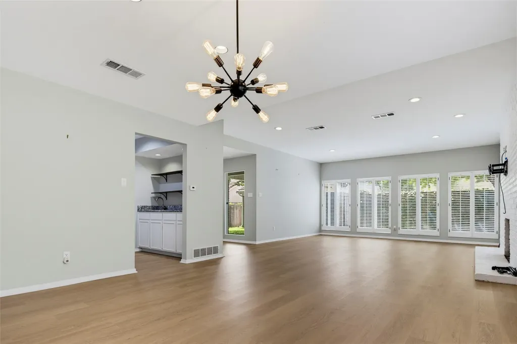 54 Legend Road Benbrook TX 76132