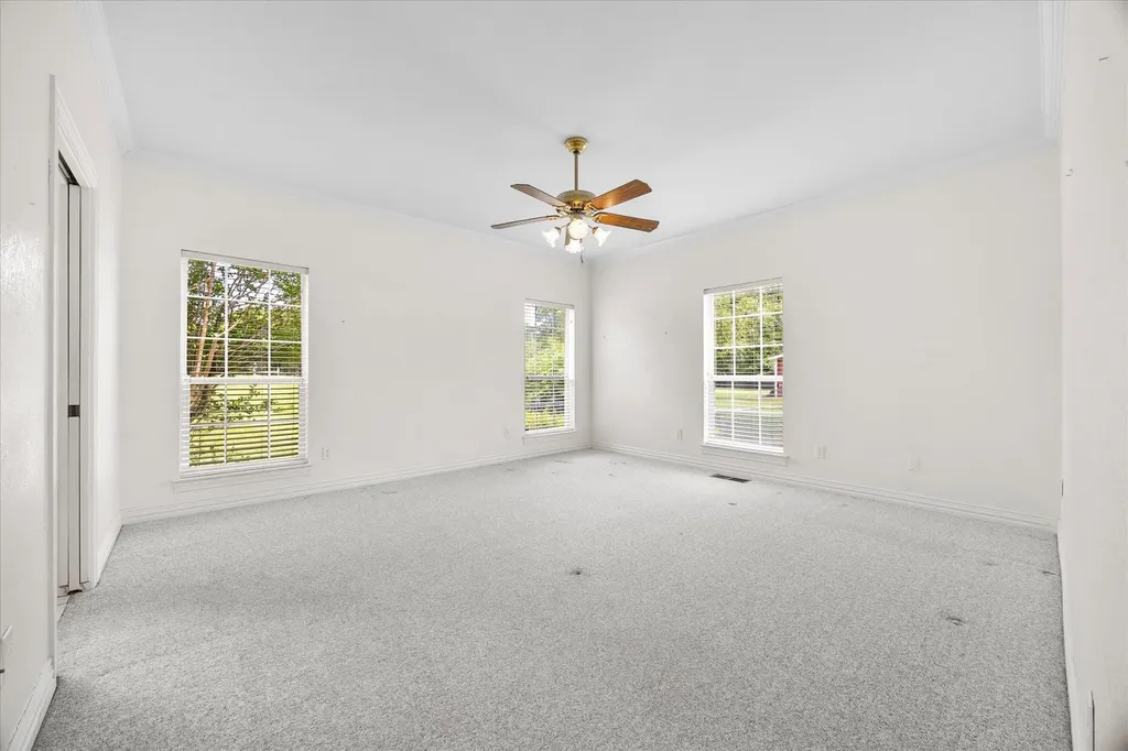 10495 Holly Creek Road Terrell TX 75160